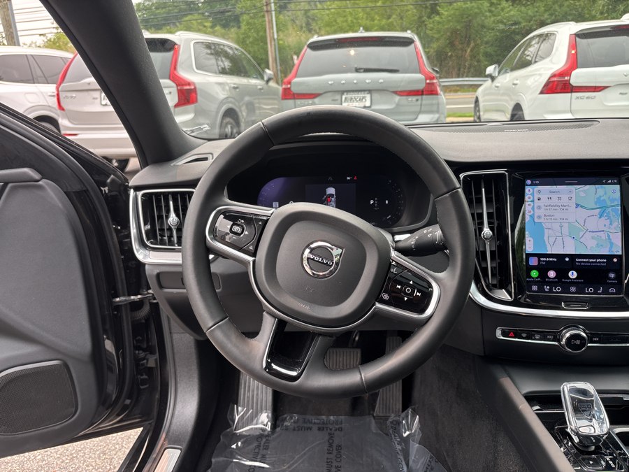 2024 Volvo S60 Plus - Photo 15