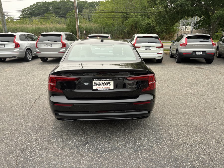 2024 Volvo S60 Plus - Photo 4
