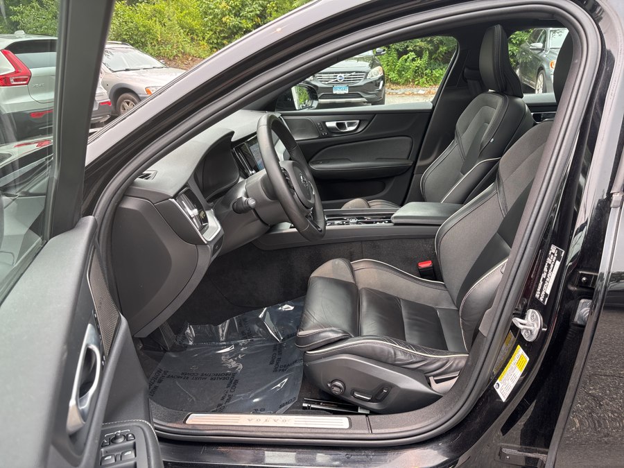 2024 Volvo S60 Plus - Photo 6