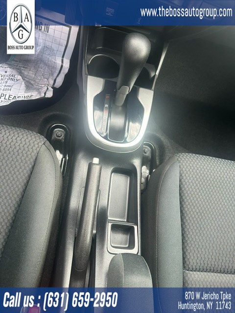 2020 Honda Fit LX - Photo 14
