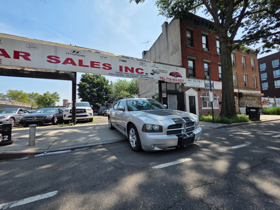 Bright Silver Metallic 2010 Dodge Charger Sedan Rear-Wheel Drive Automatic