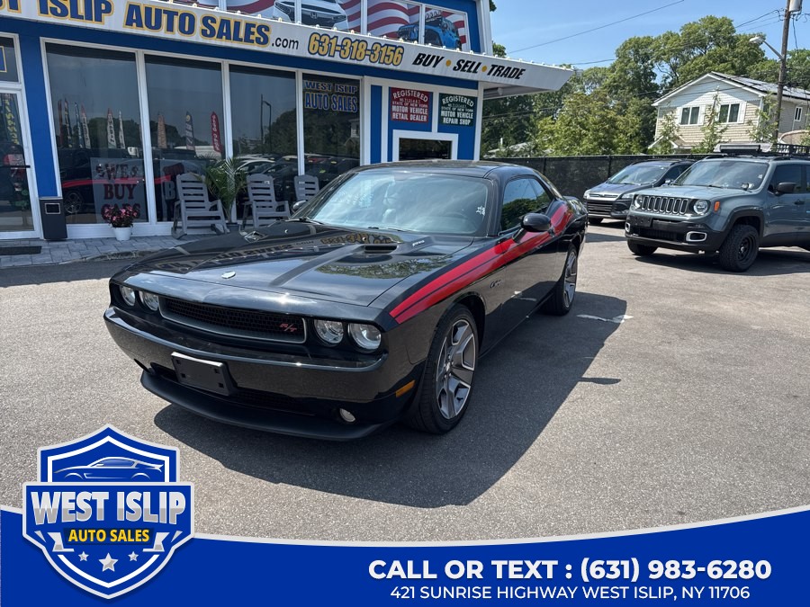 2012 Dodge Challenger 2dr Cpe R/T, available for sale in West Islip, New York | West Islip Auto Sales. West Islip, New York