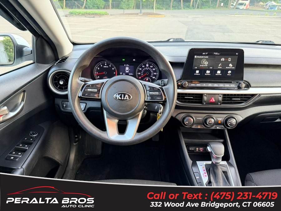 2021 Kia Forte LXS - Photo 8