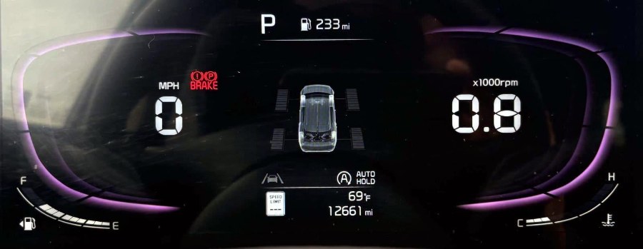 2025 Kia Sportage EX - Photo 8