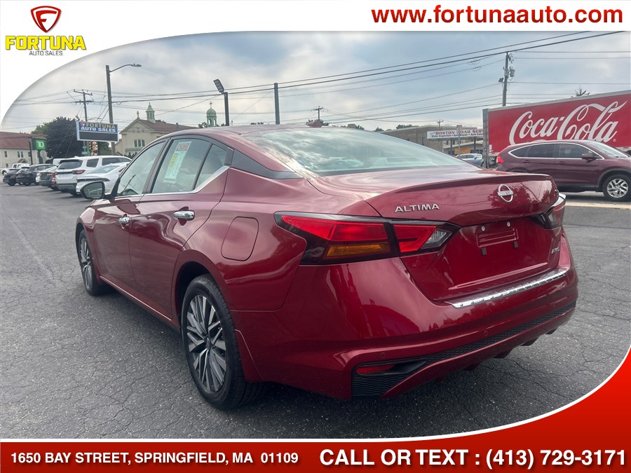 2023 Nissan Altima SV - Photo 6