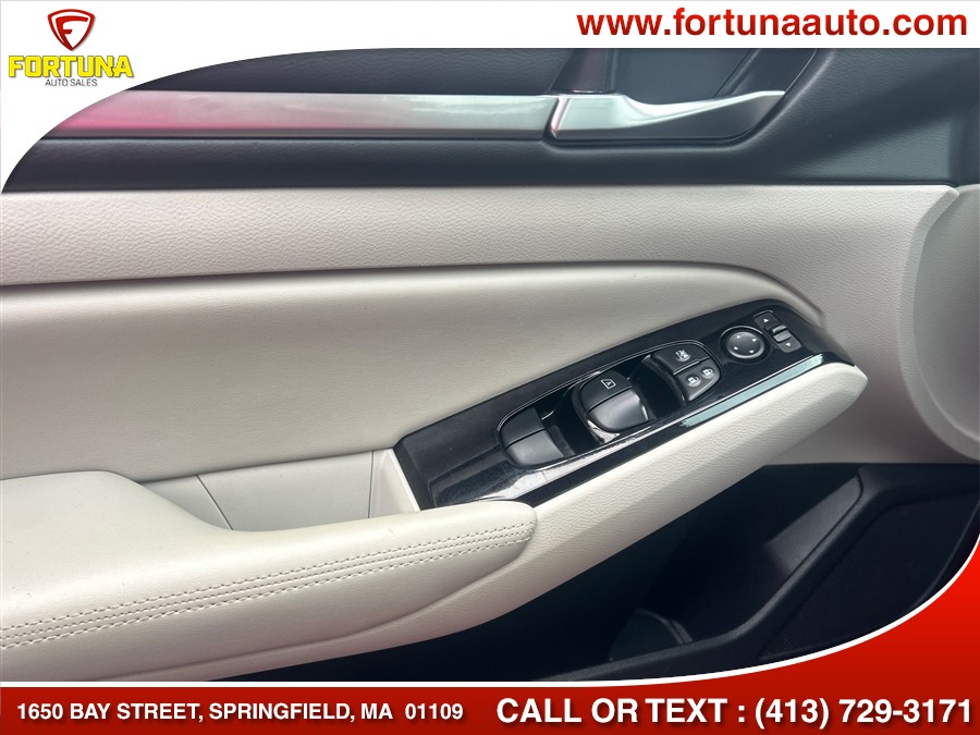 2023 Nissan Altima SV - Photo 17