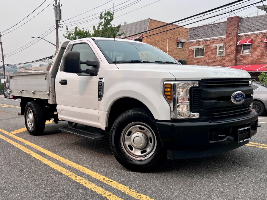 Oxford White 2018 Ford F-250 Super Duty Pickup Truck 4X2 Automatic
