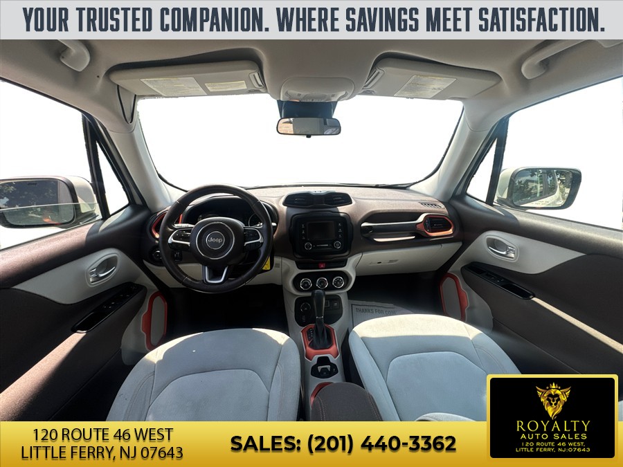 2015 Jeep Renegade Latitude - Photo 12