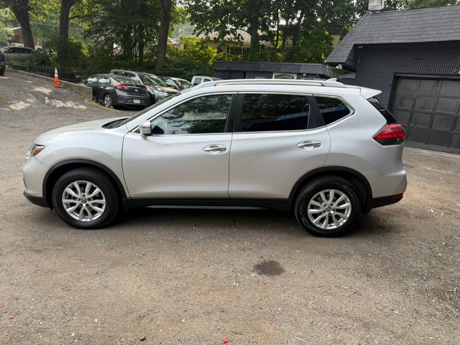 2017 Nissan Rogue SV - Photo 13
