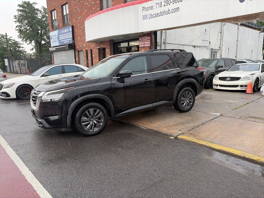 Used Nissan Pathfinder SV 4WD 2022 | Utica Auto Hub Inc. Brooklyn, New York