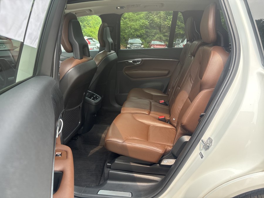 2020 Volvo XC90 Momentum - Photo 7