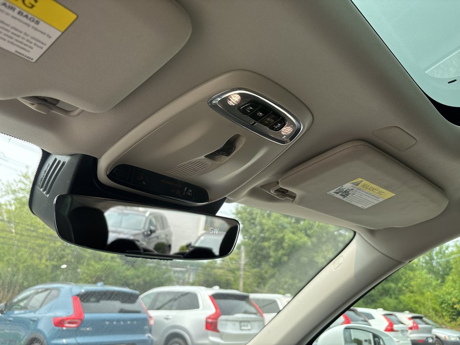 2020 Volvo XC90 Momentum - Photo 25