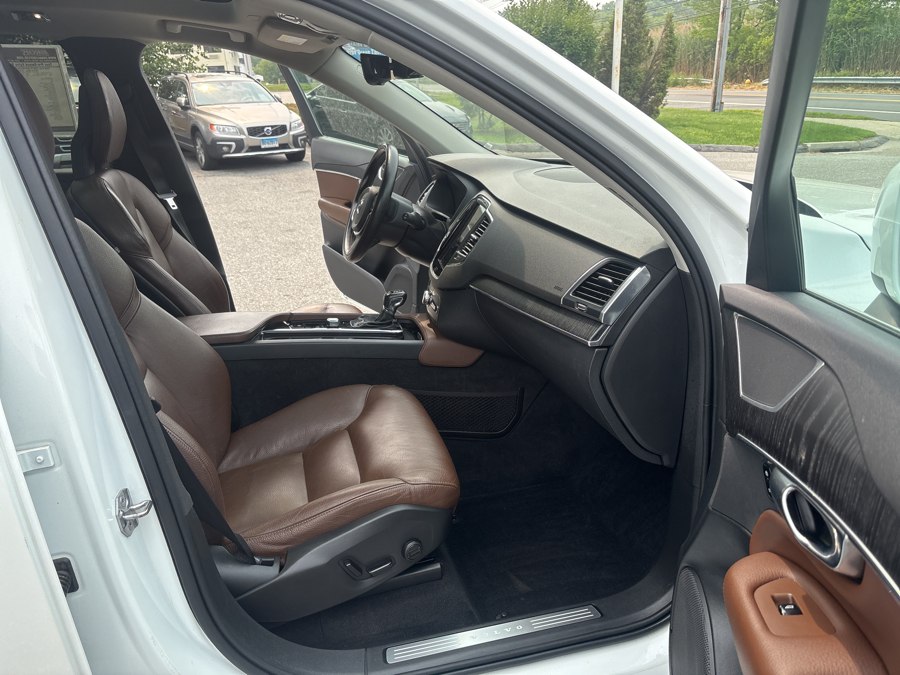 2020 Volvo XC90 Momentum - Photo 17