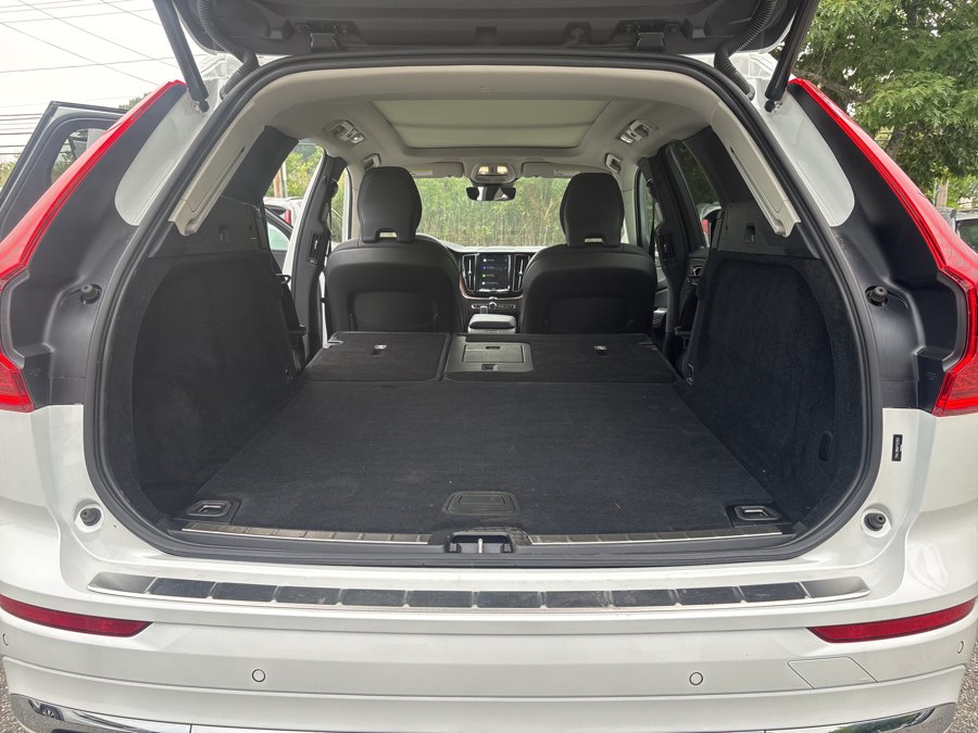 2023 Volvo XC60 Plus - Photo 11