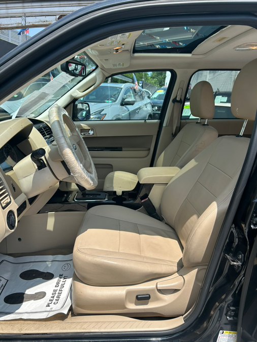 2011 Ford Escape Limited - Photo 18