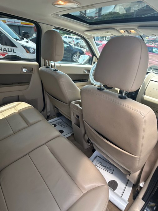 2011 Ford Escape Limited - Photo 31