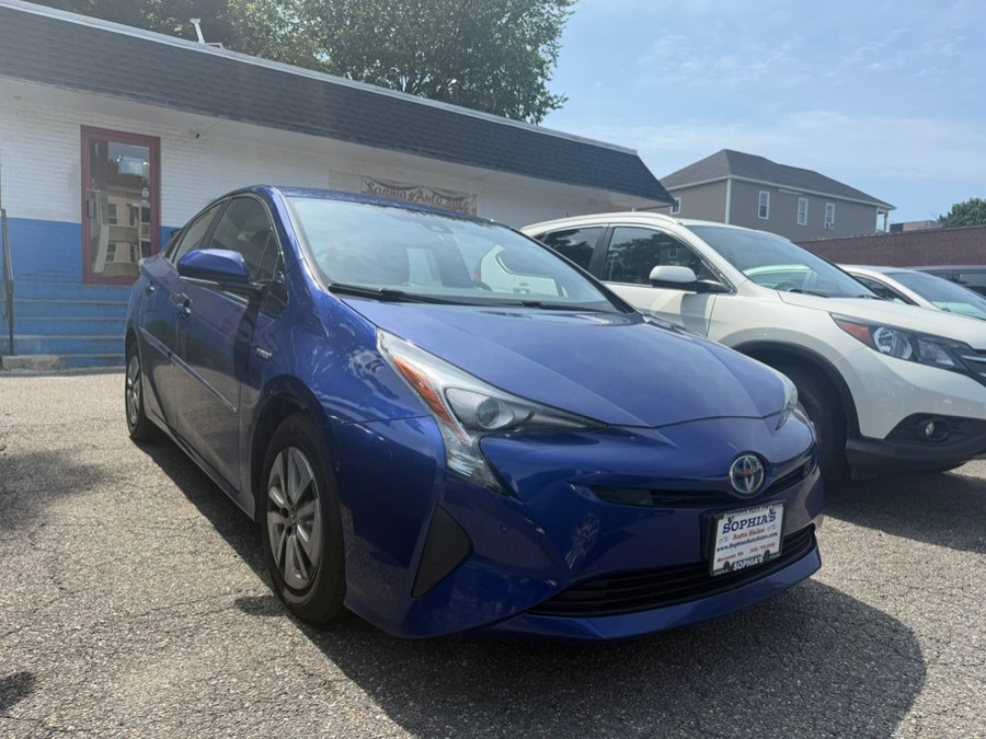 2018 Toyota Prius Four - Photo 2