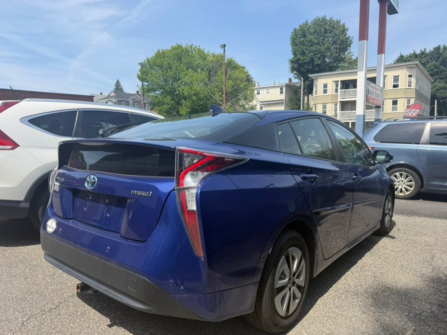2018 Toyota Prius Four - Photo 3