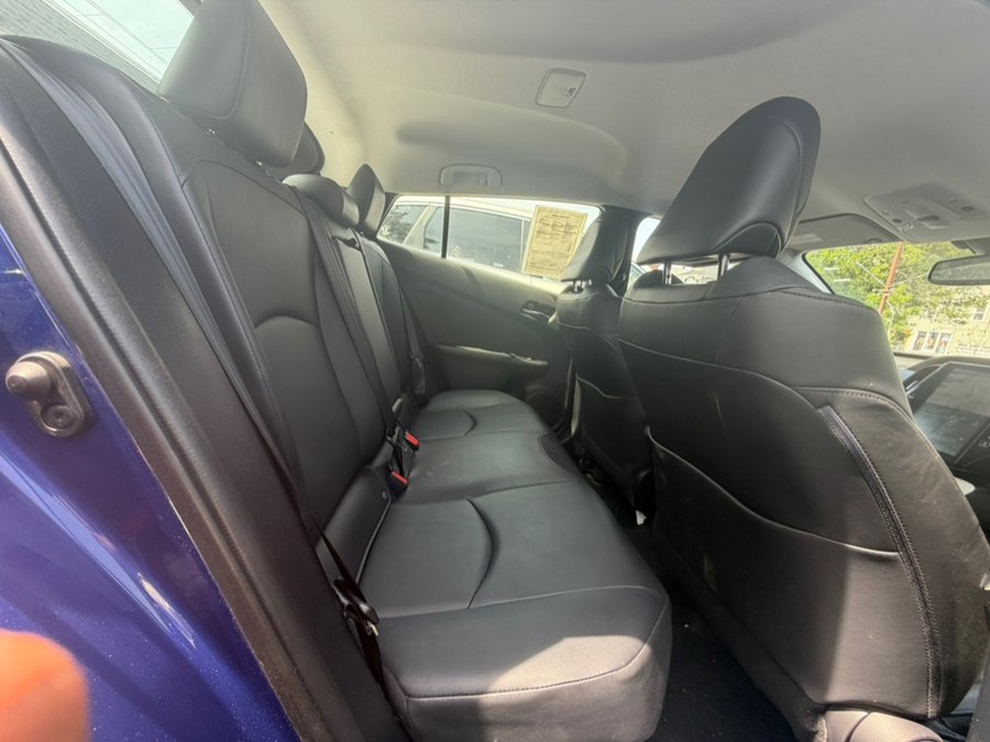 2018 Toyota Prius Four - Photo 8