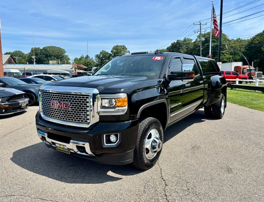 Used 2015 GMC Sierra 3500HD available WiFi in South Windsor, Connecticut | Mike And Tony Auto Sales, Inc. South Windsor, Connecticut