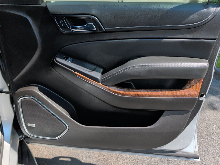 2017 Chevrolet Suburban Premier - Photo 29
