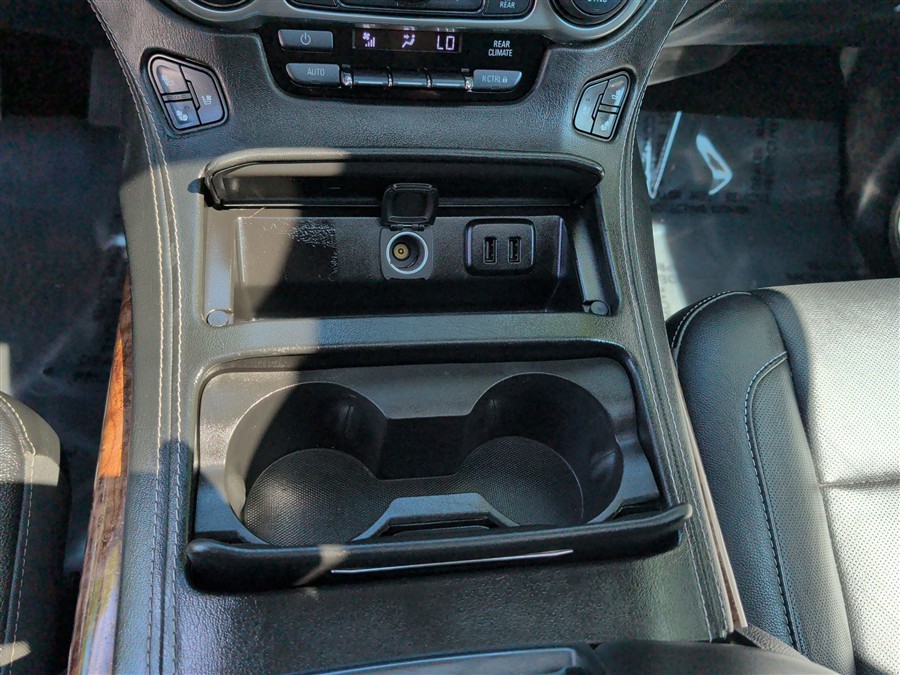 2017 Chevrolet Suburban Premier - Photo 39