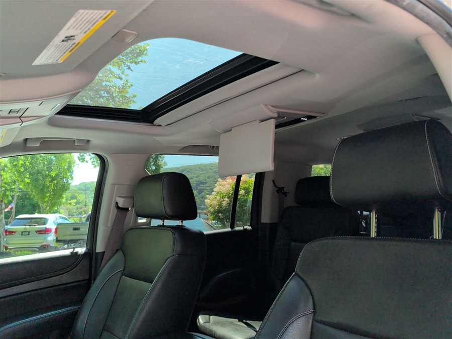 2017 Chevrolet Suburban Premier - Photo 44