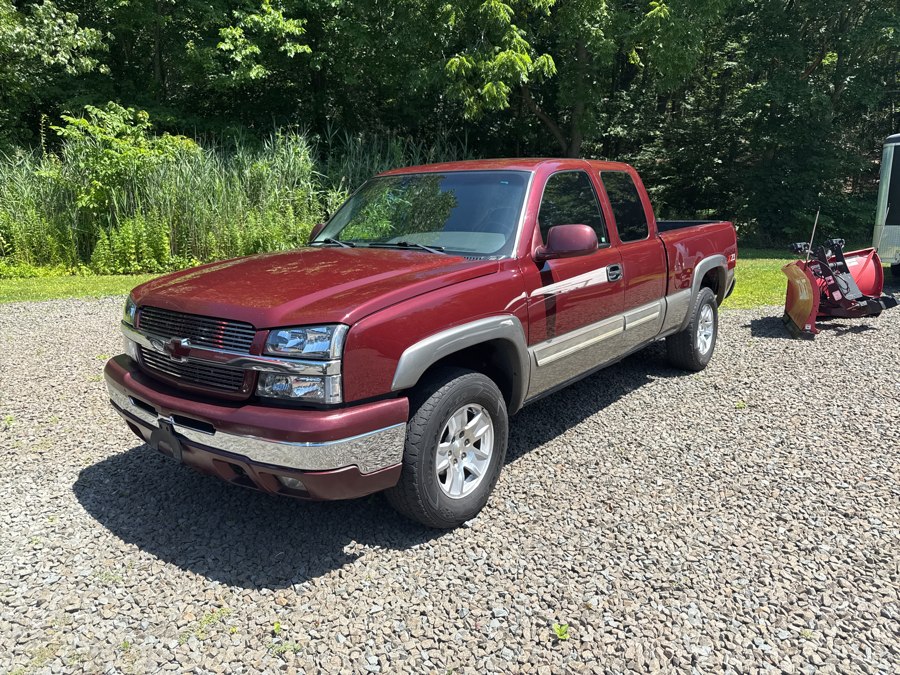 2003 Chevrolet Silverado 1500 Ext Cab 143.5" WB 4WD LS, available for sale in Branford, Connecticut | Al Mac Motors 2. Branford, Connecticut