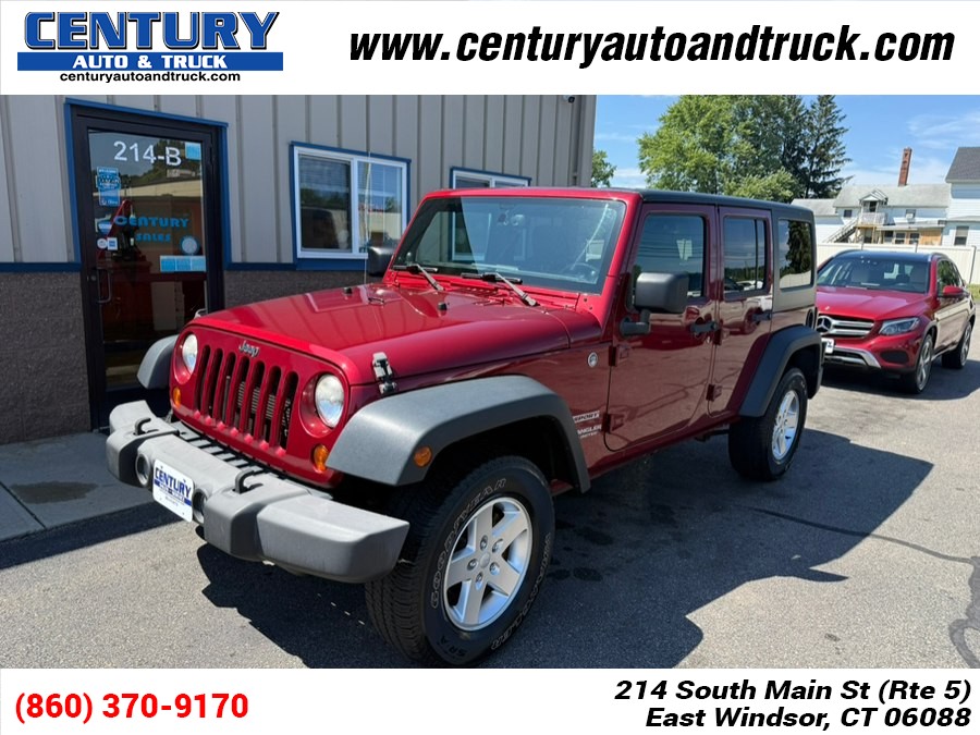 Used 2013 Jeep Wrangler Unlimited in East Windsor, Connecticut | Century Auto And Truck. East Windsor, Connecticut