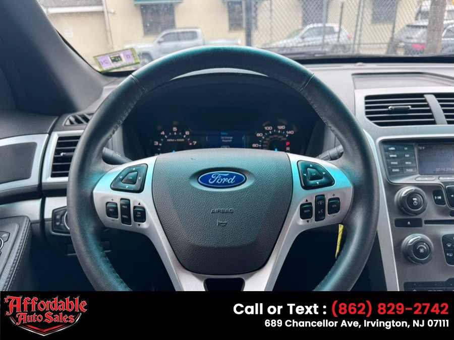 2015 Ford Explorer XLT - Photo 26