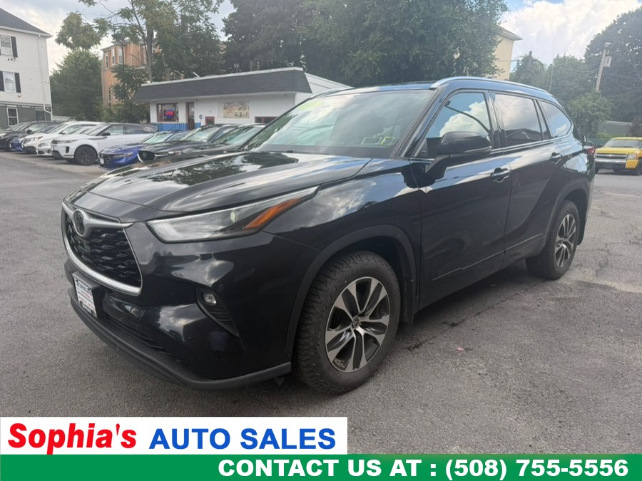 2021 Toyota Highlander XLE AWD photo