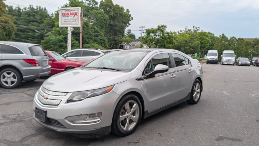 Used 2012 Chevrolet Volt in Bristol, Connecticut | Dealmax Motors LLC. Bristol, Connecticut
