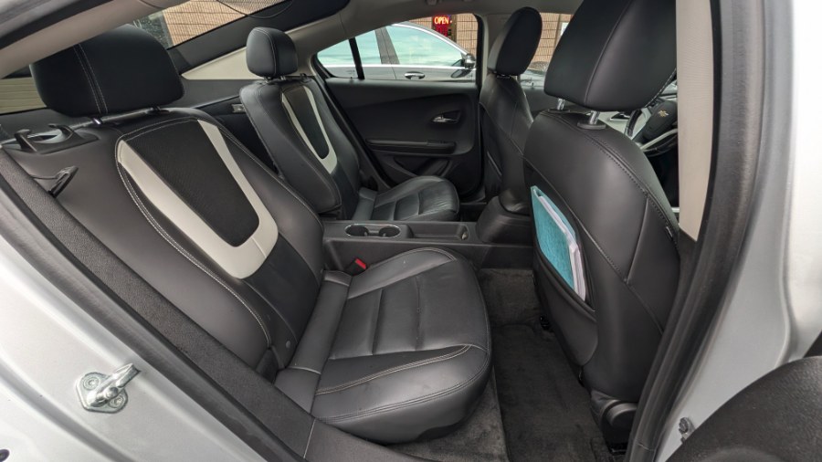 2012 Chevrolet Volt Base - Photo 19