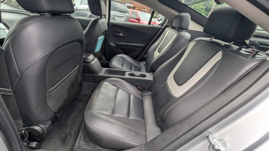 2012 Chevrolet Volt Base - Photo 11