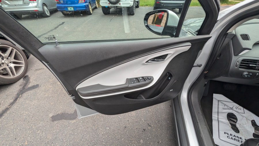 2012 Chevrolet Volt Base - Photo 10