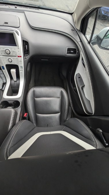 2012 Chevrolet Volt Base - Photo 15