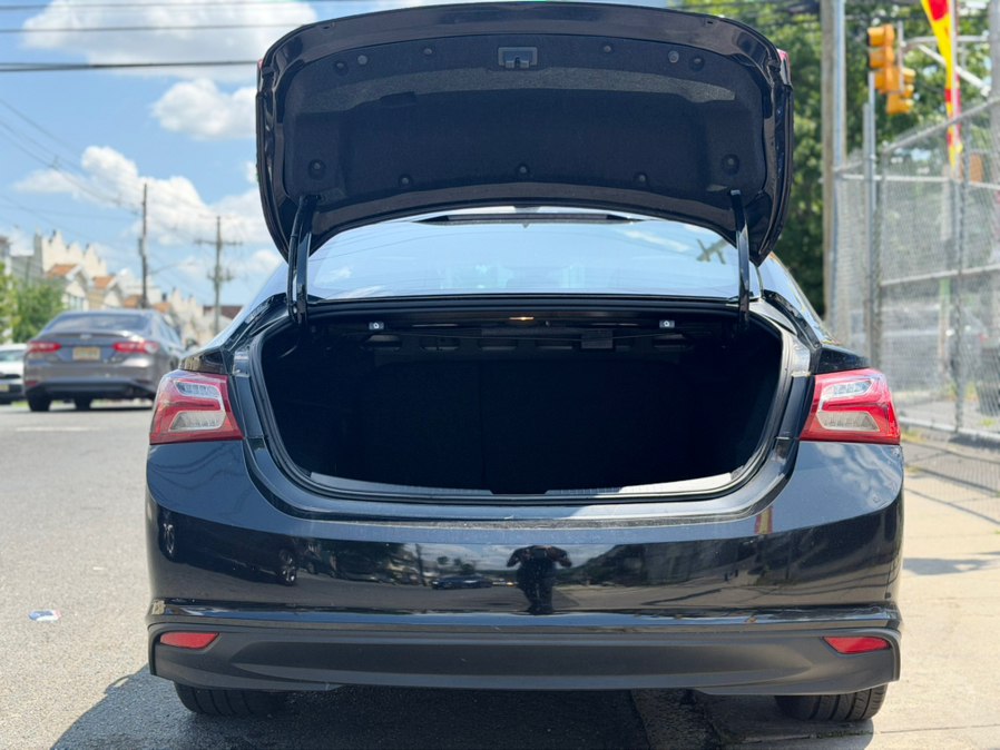 2022 Chevrolet Malibu 1LT - Photo 6