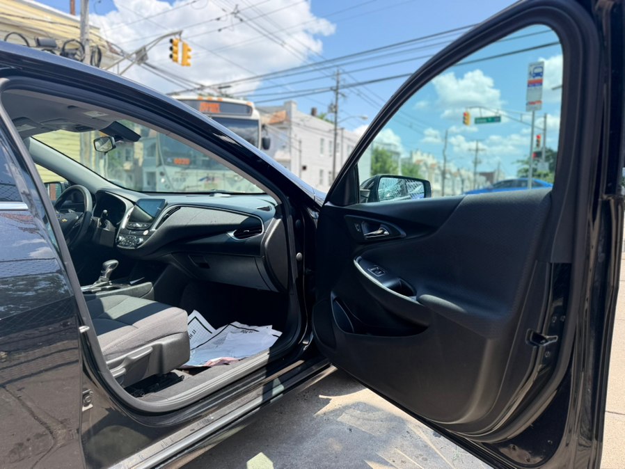 2022 Chevrolet Malibu 1LT - Photo 12
