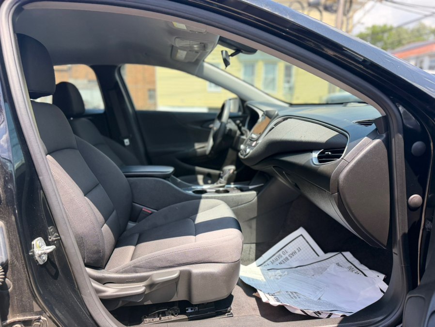 2022 Chevrolet Malibu 1LT - Photo 13