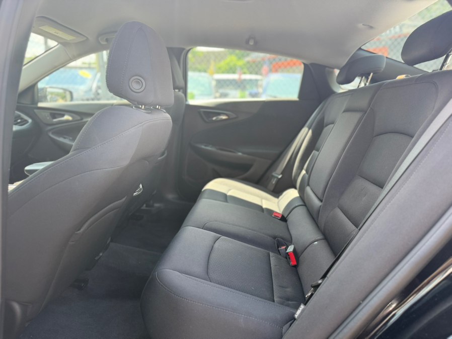 2022 Chevrolet Malibu 1LT - Photo 9
