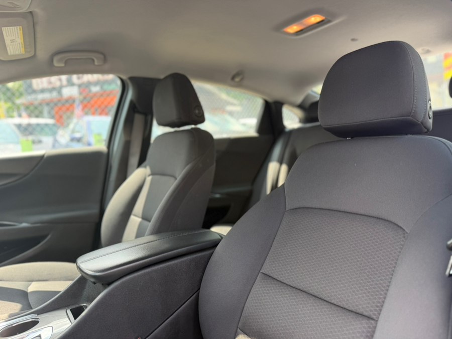 2022 Chevrolet Malibu 1LT - Photo 24