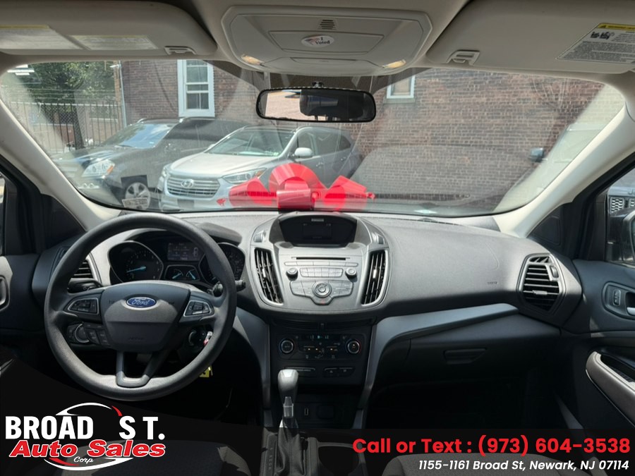 2017 Ford Escape SE - Photo 7