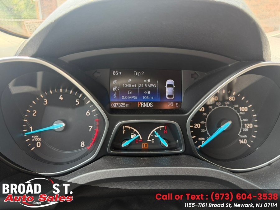 2017 Ford Escape SE - Photo 15