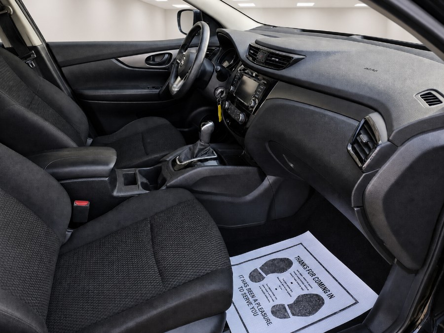 2021 Nissan Rogue Sport S - Photo 14