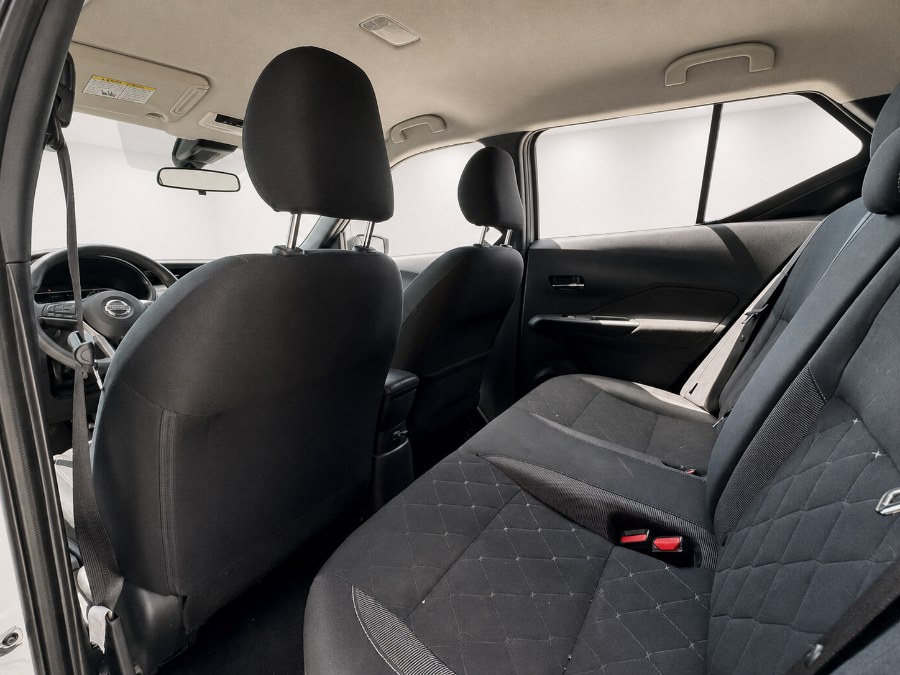 2020 Nissan Kicks SV - Photo 9
