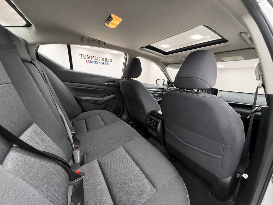 2019 Nissan Altima SV - Photo 15
