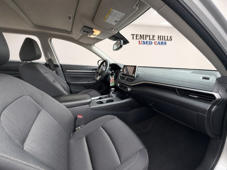 2019 Nissan Altima SV - Photo 13