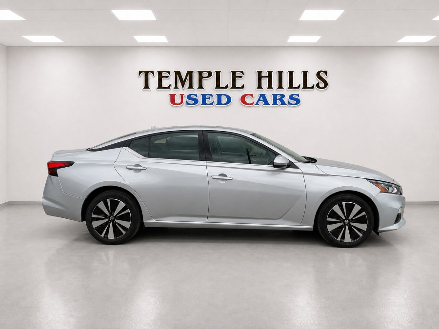 2019 Nissan Altima SV - Photo 2