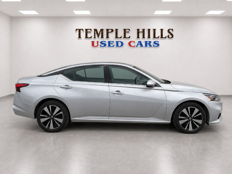 2021 Nissan Altima SV - Photo 1