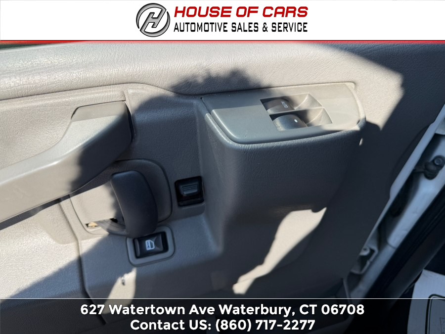 2019 GMC Savana Cargo Work Van - Photo 39